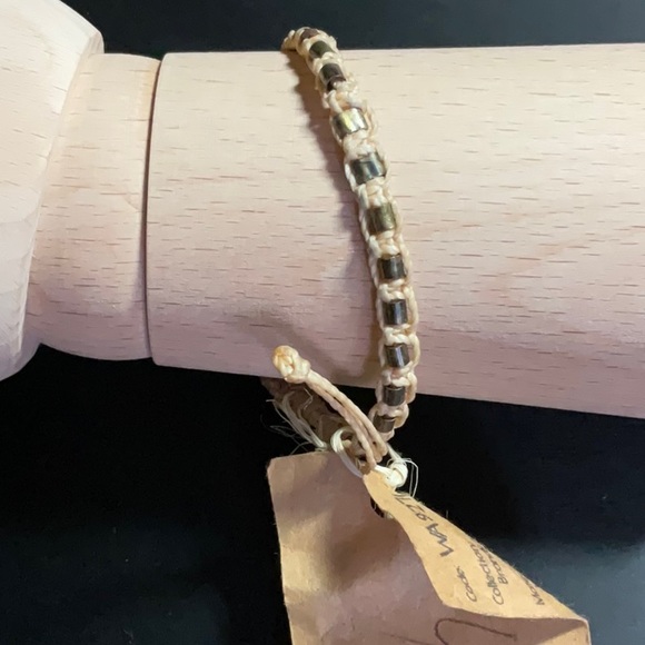 Wakami Brandy Melville Collection - Picture 2 of 3